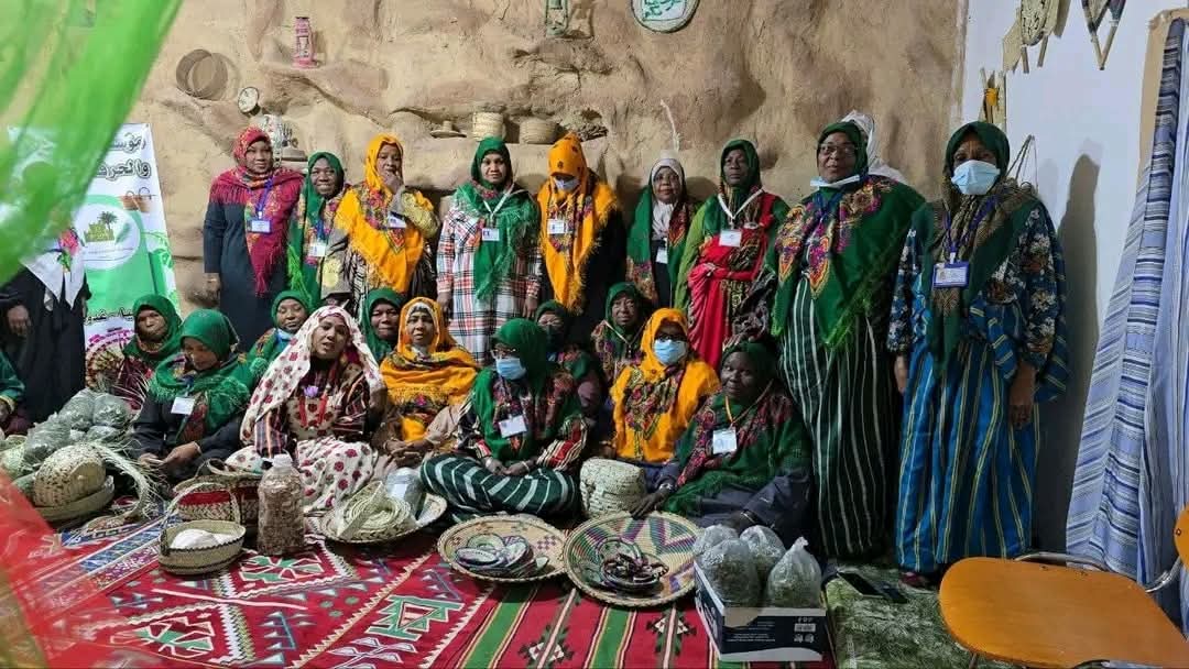 فوج سياحي فرنسي في رحاب المدينة القديمة بالجديد